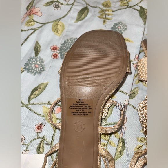 A New Day Esme Tan Crotchet Flower Kitten Heels - Picture 8 of 16